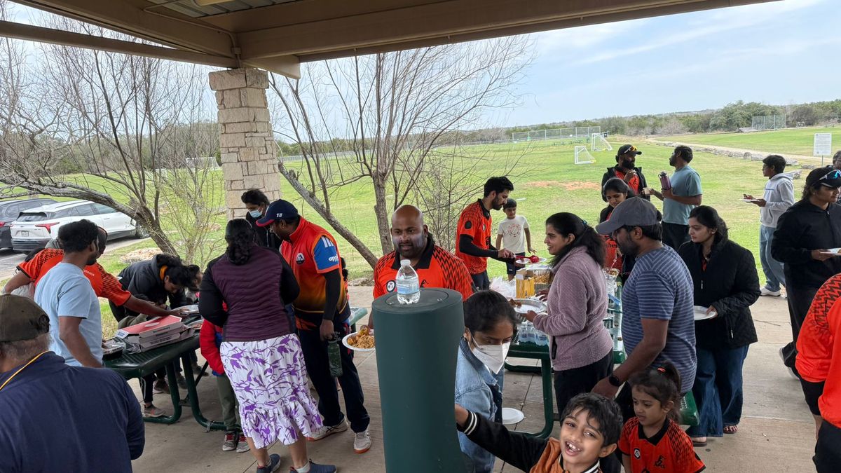Parents and youth celebrating at the HCCA awards evening